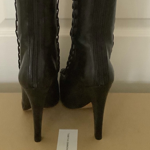 Tabitha Simmons Codi Over the Knee Black Lace Up Combat Boots Size 38.5 New! - Picture 7 of 16